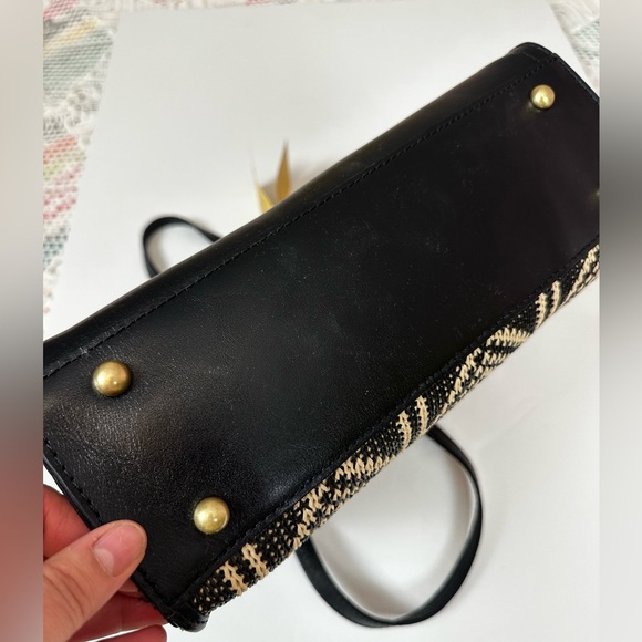 Patricia Nash Black and Cream Tote Bag - Picture 8 of 12